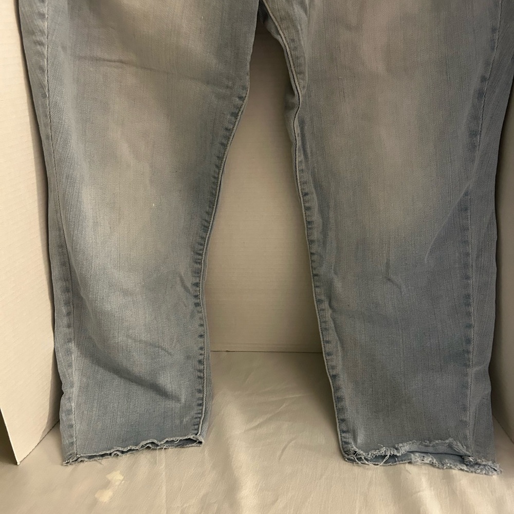 Terra & Sky Women's Straight Leg Jeans - Light Gray